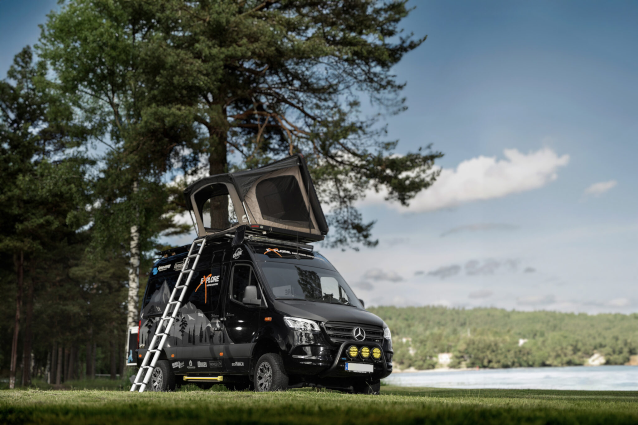Sprinter 4x4 Expedition Camper Van